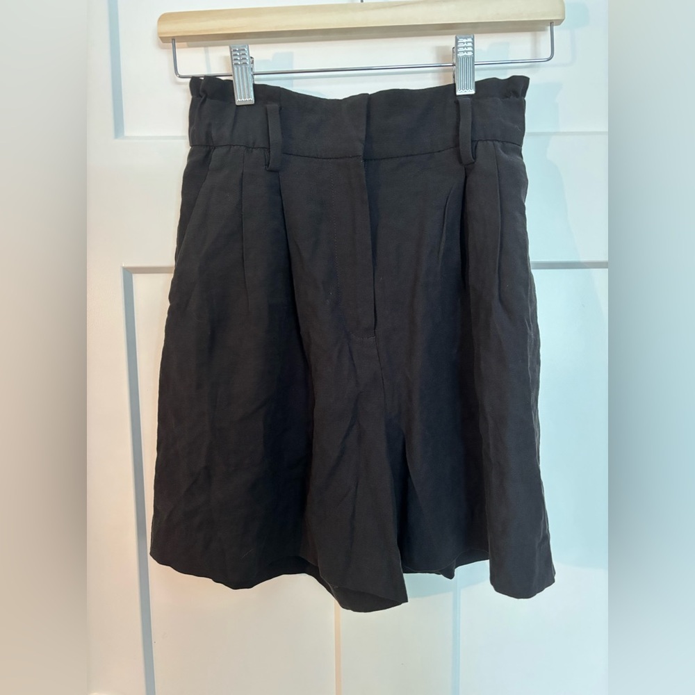 H&M Classic Black Shorts